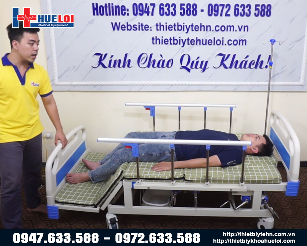 Giường đa năng đầu nhựa 4 tay quay
