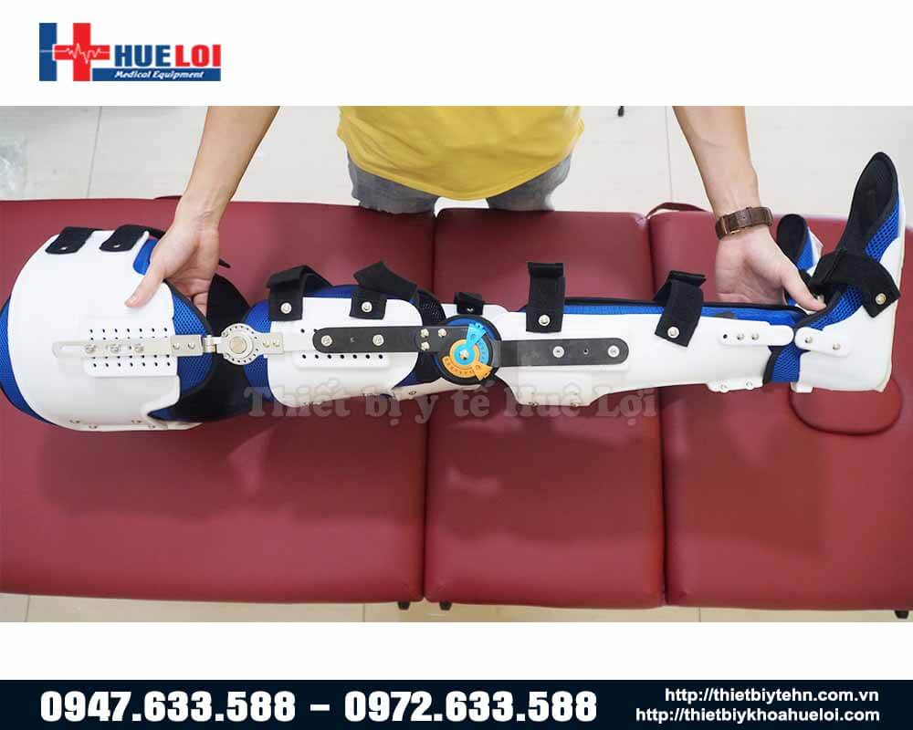 Nẹp chân hỗ trợ tập đi cho người tai biến