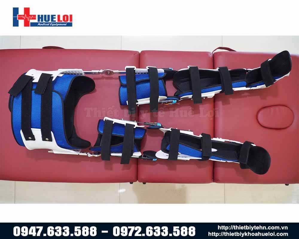 Nẹp chân cho người tai biến